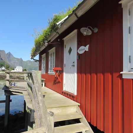 Valen Cabins In Рейне Екстер'єр фото