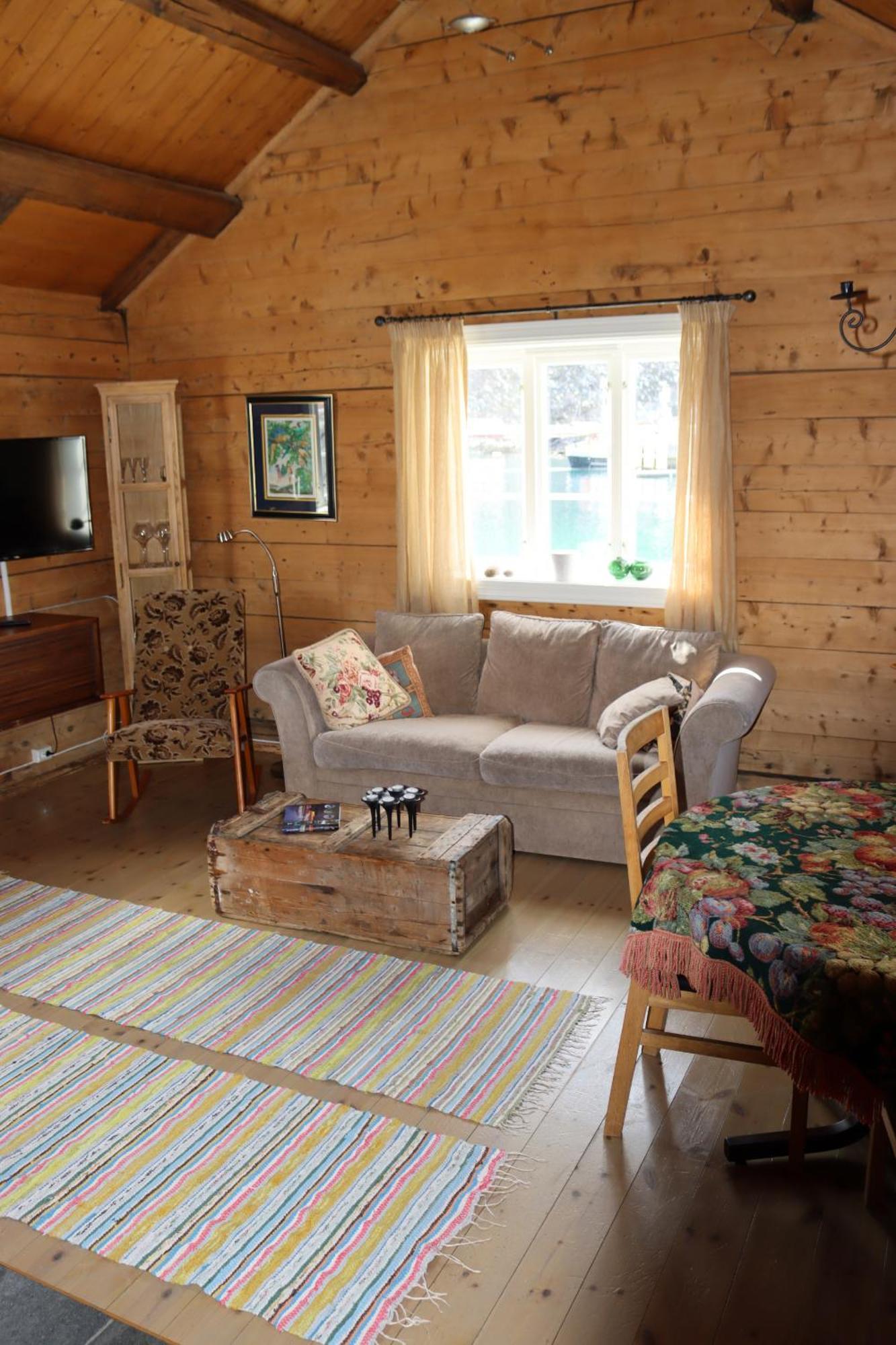 Valen Cabins In Рейне Екстер'єр фото